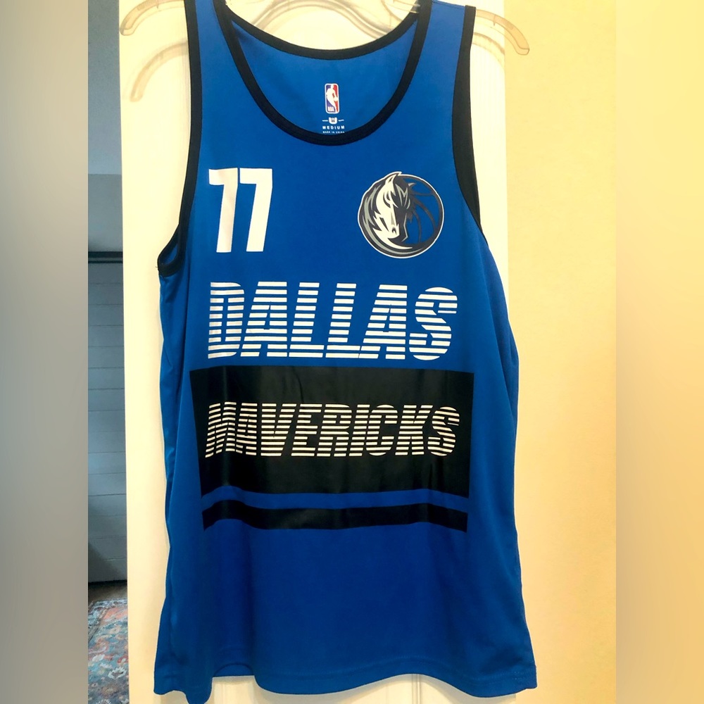 Luke Doncic Dallas Mavericks tank top jersey.